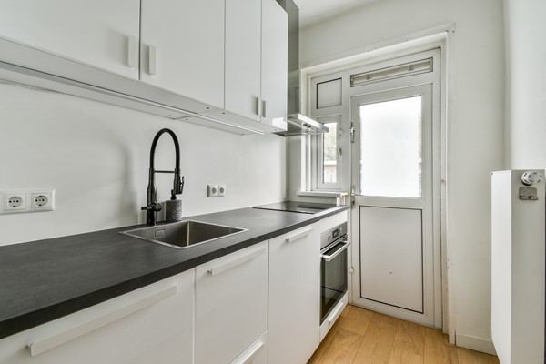 Medium property photo - Willem de Zwijgerlaan 126-3, 1056 JV Amsterdam